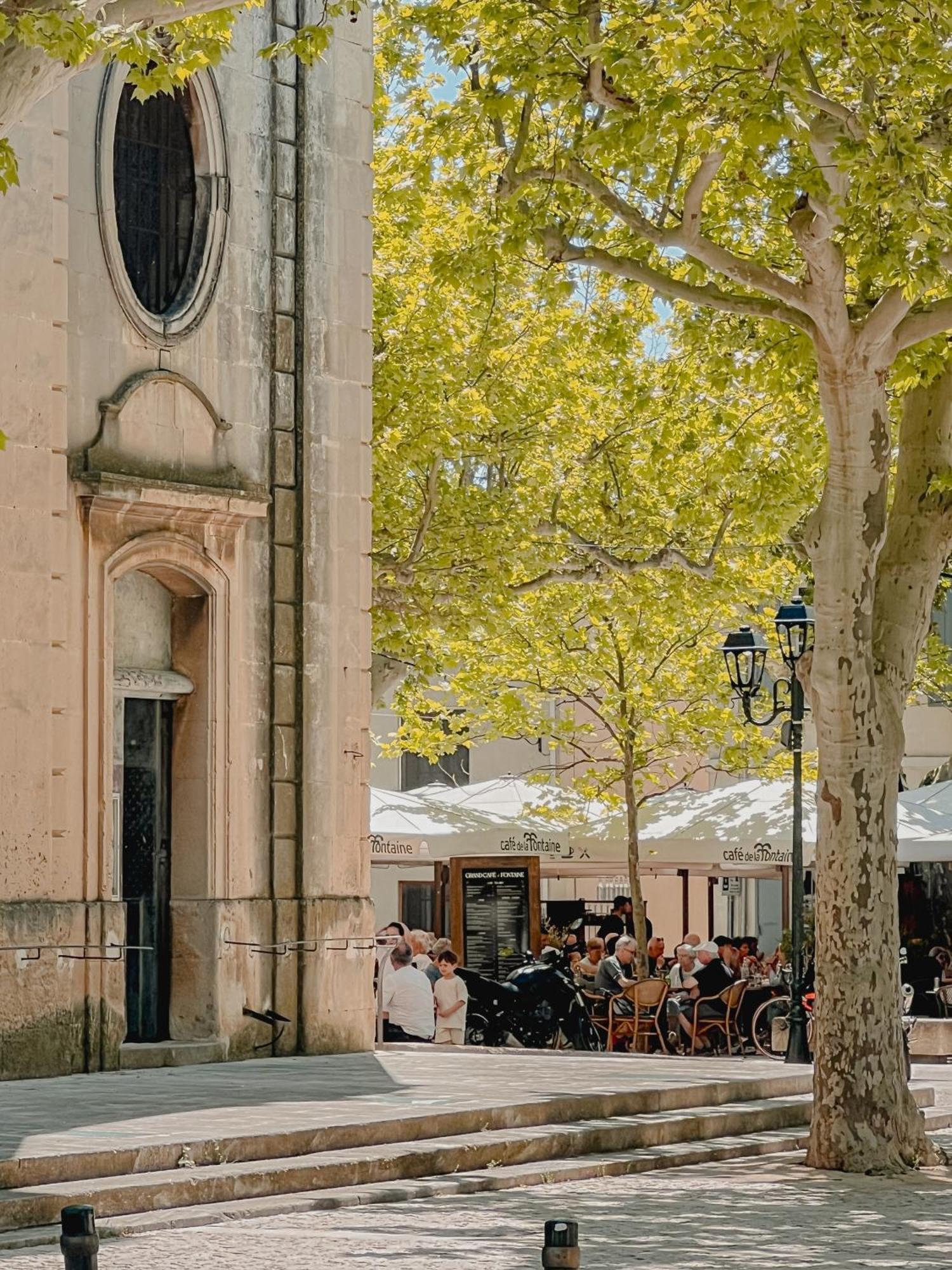 Hotel Les Magnanarelles Maussane les Alpilles Exterior foto